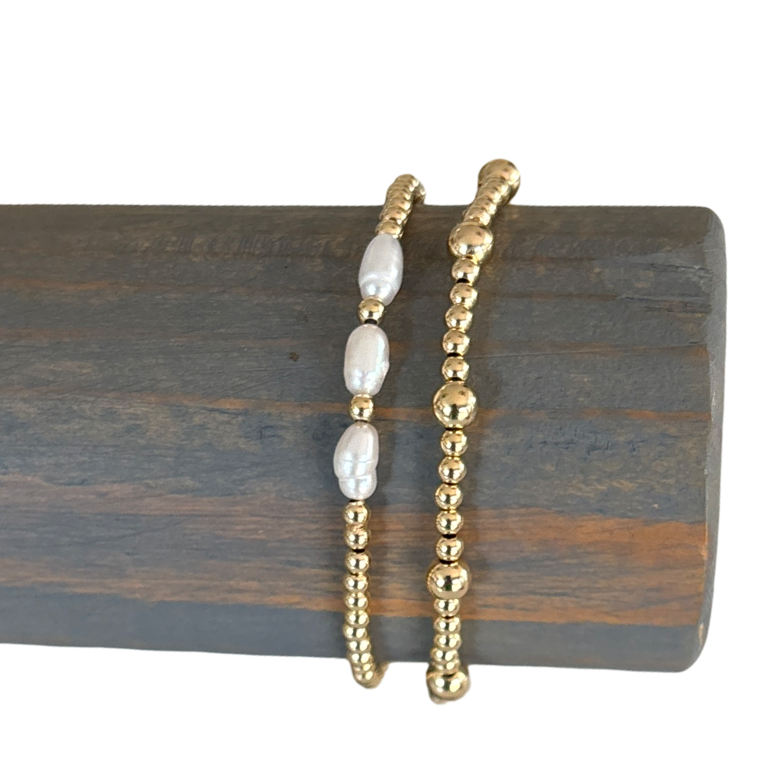Minimalist 3mm beaded bracelet with  5mm accent beads